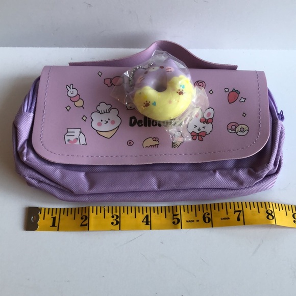 Cute And Fun Stationery Organizer With Detachable Pendant - Picture 7 of 8